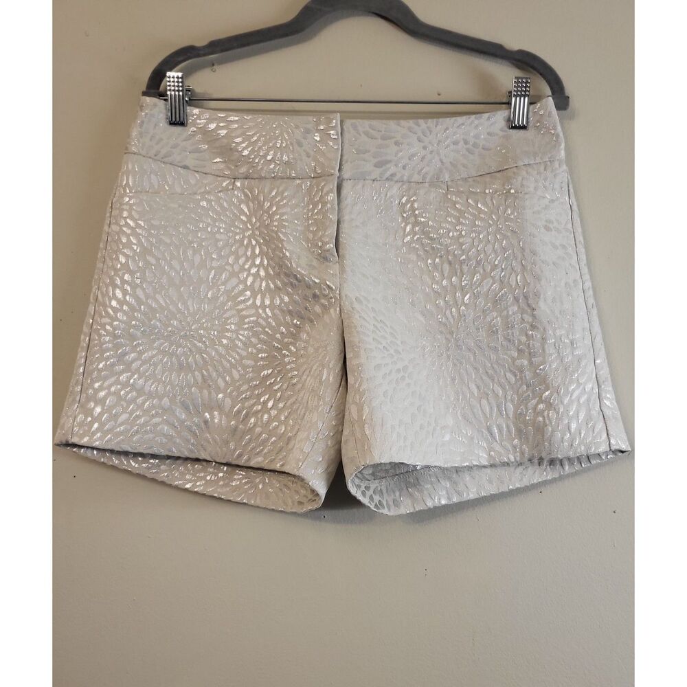 NWT The Limited Cassidy Fit Cream Metallic Print Shorts Women Size 8 SOLD OUT